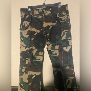 Men camouflage cargo pants size 36/32